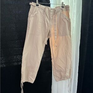 BANANA REPUBLIC Women's beige capris